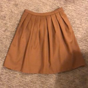 Uniqlo pleated wool skirt in camel